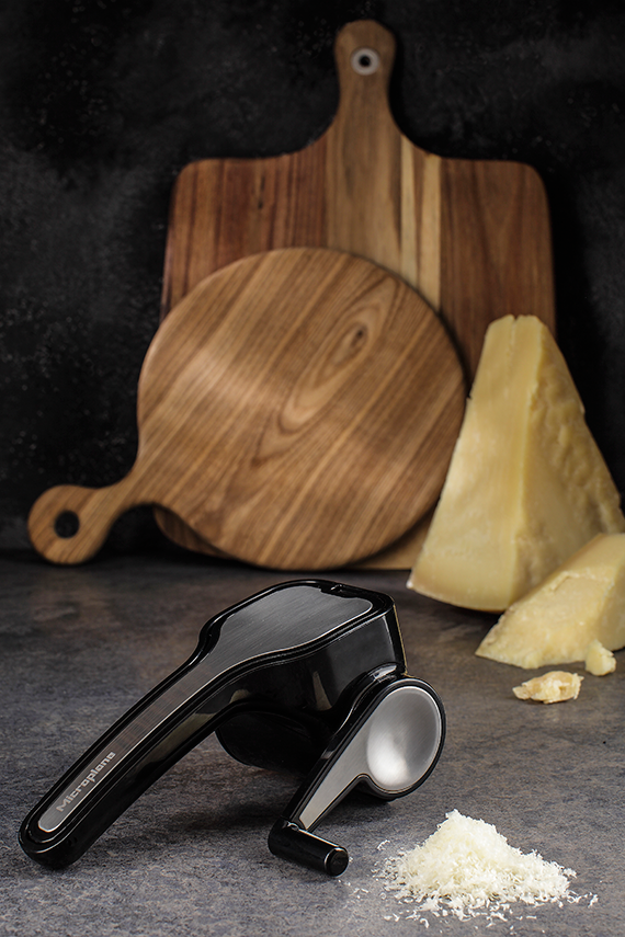 Rotary Hand Held Grater : Parmesan / Cheese / Chocolate Grater 